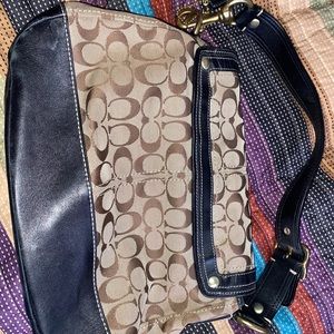 Vintage Coach Shoulder Bag!